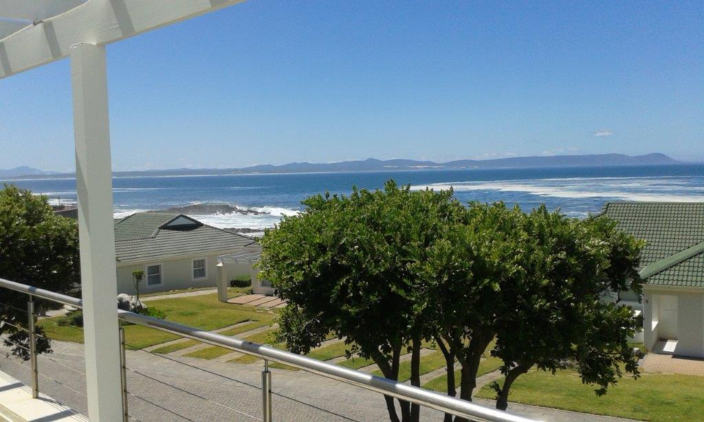 54 Whale Rock Estate Hermanus Holiday Homes