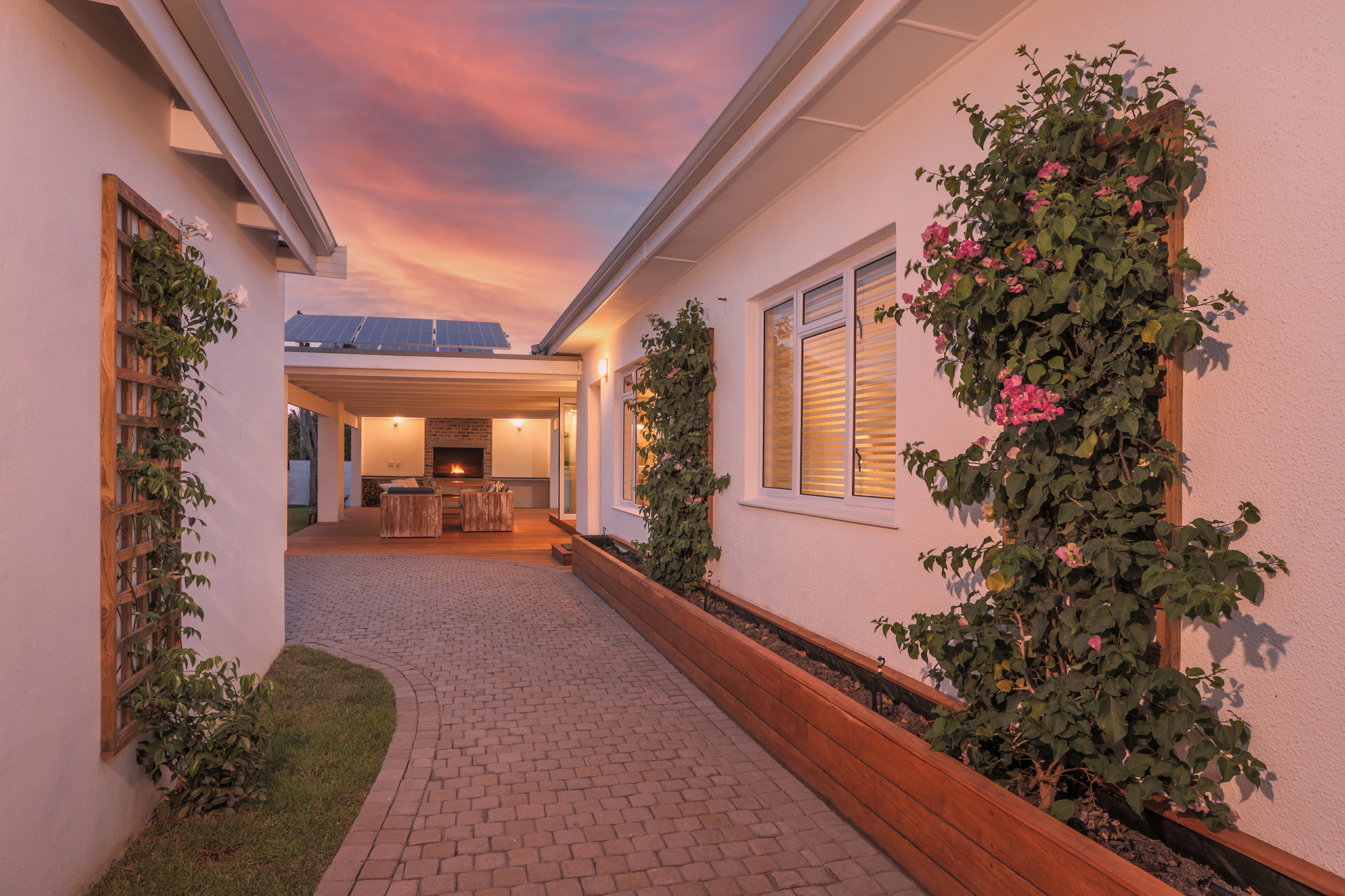 hibiscus-on-fourth-hermanus-holiday-homes